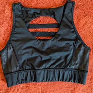 🎉🎉Black block sports bra